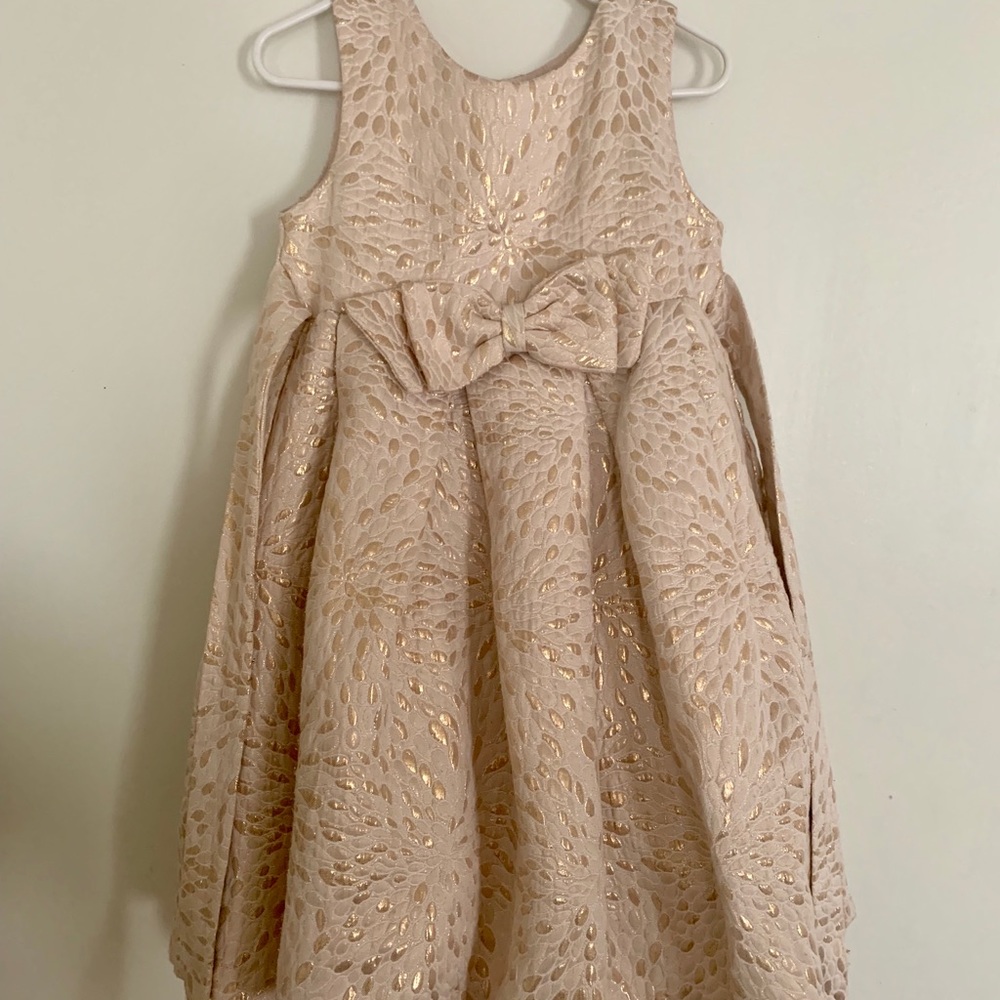 📦BEAUTIFUL GIRLS DRESS!